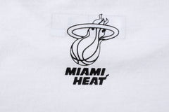 NBA Polera Niño Miami Heat STAY HERE - NBA Store Chile