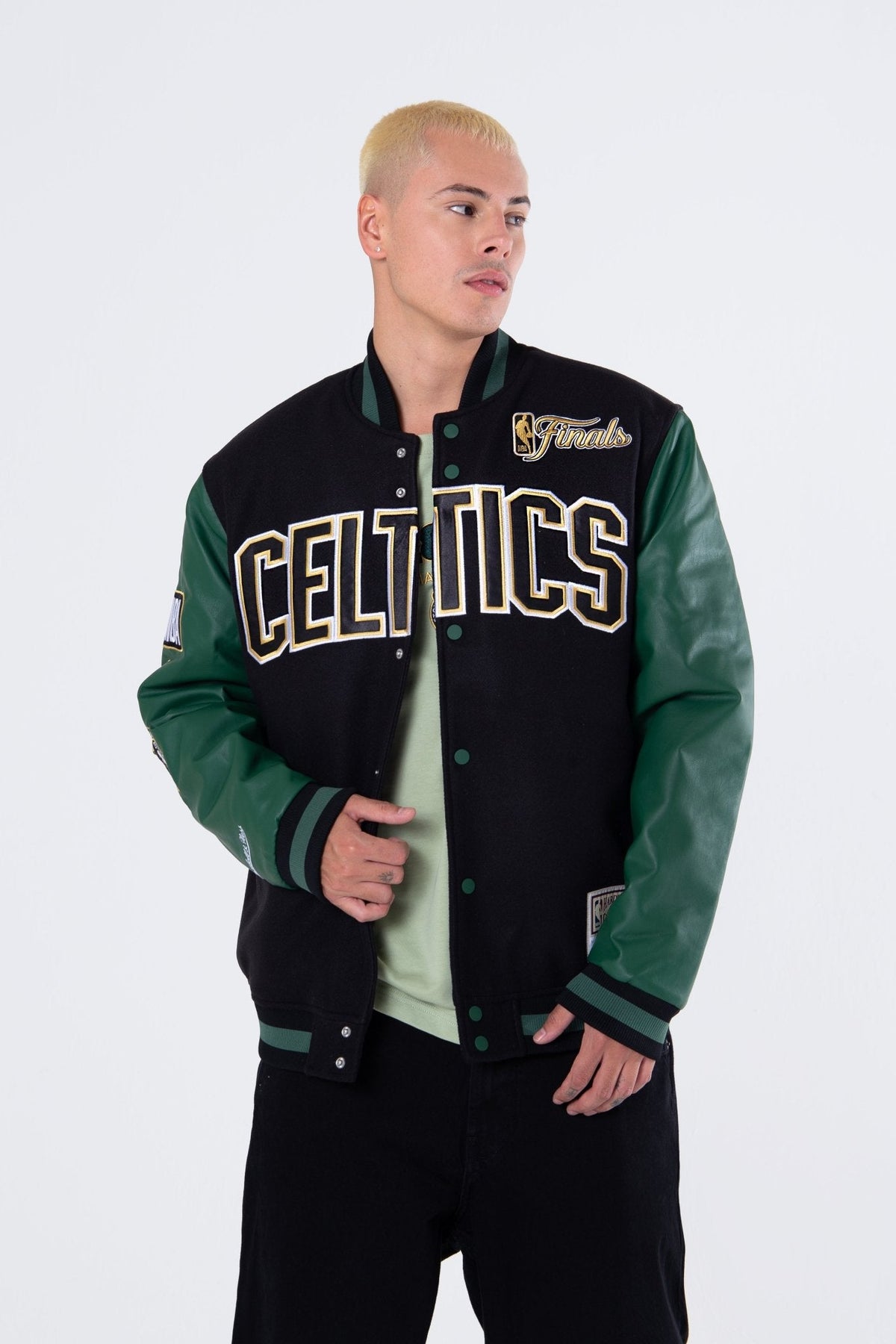 Mitchell and Ness Chaqueta Champs Hombre Boston Celtics