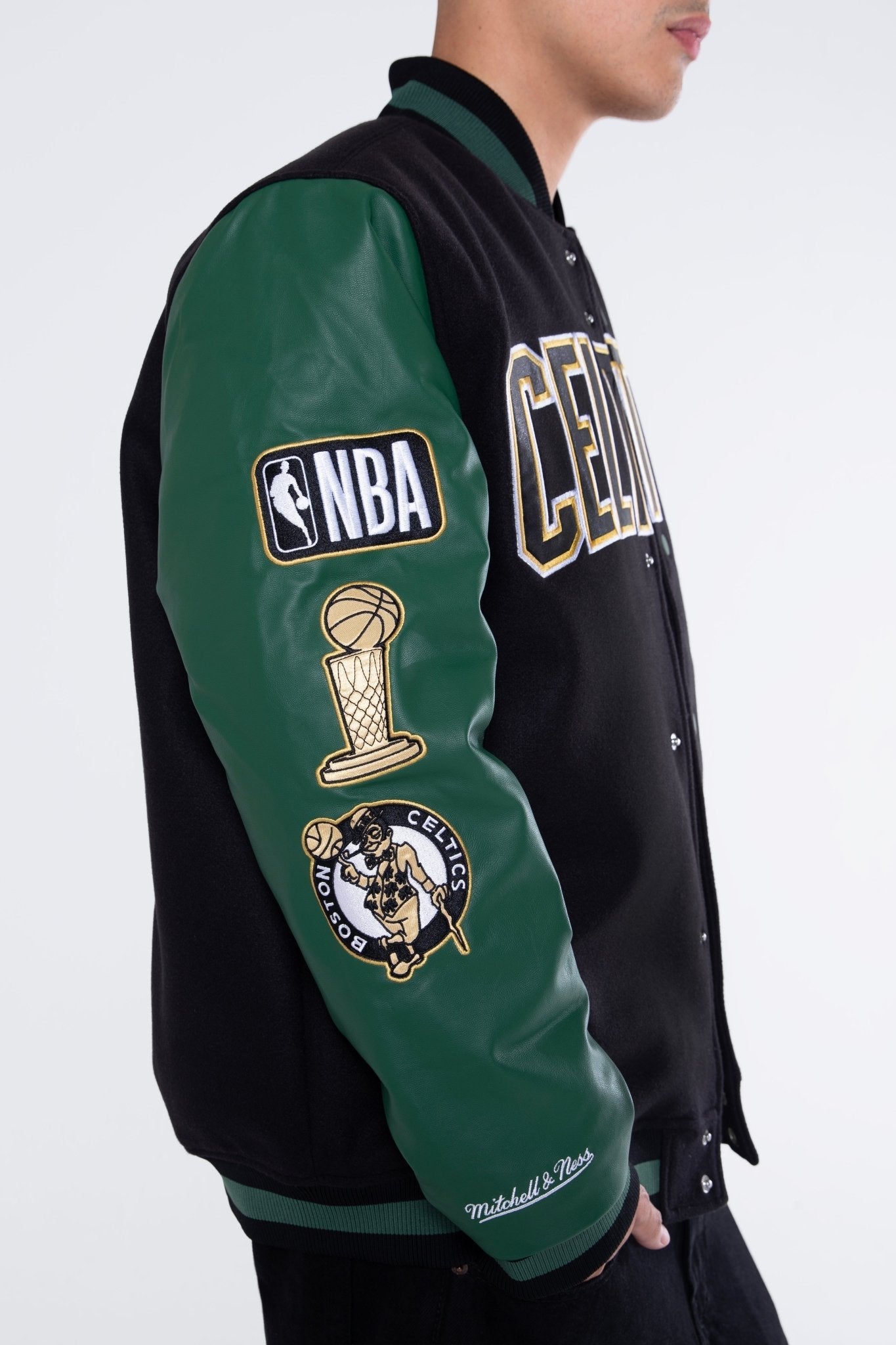 Mitchell and Ness Chaqueta Champs Hombre Boston Celtics