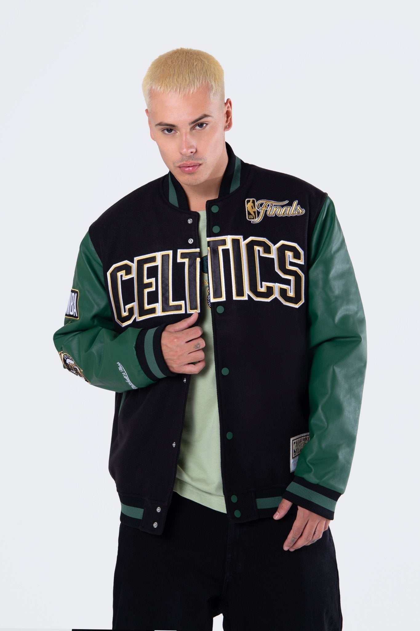 Mitchell and Ness Chaqueta Champs Hombre Boston Celtics