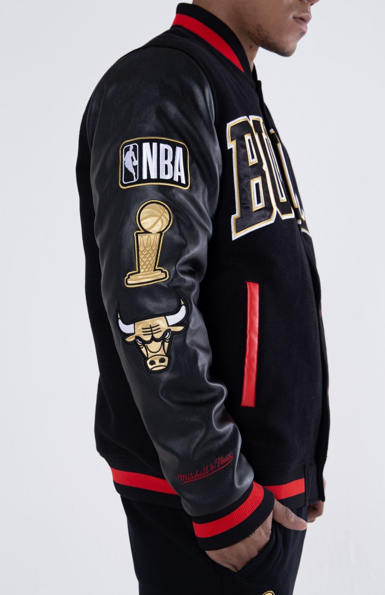 Mitchell and Ness Chaqueta Champs Hombre Chicago Bulls