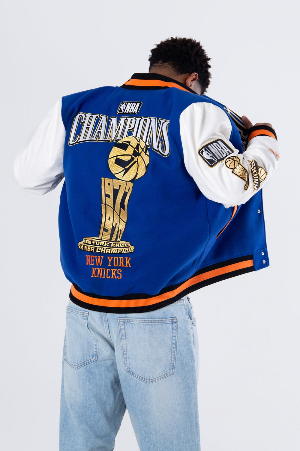 Mitchell and Ness Chaqueta Champs Hombre New York Knicks - NBA Store Chile