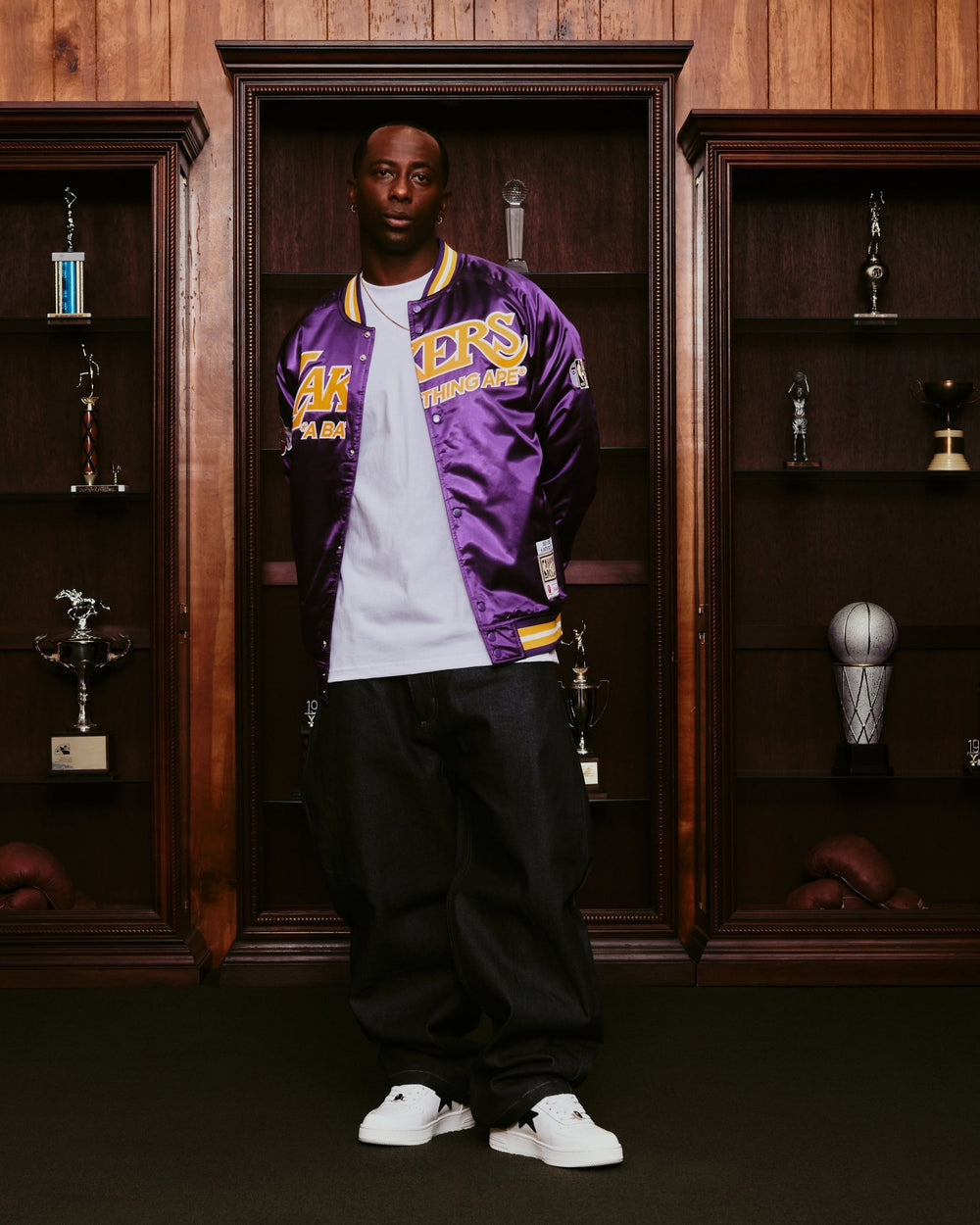 Mitchell And Ness Chaqueta Satin Hombre Los Angeles Lakers BAPE X M&N - NBA Store Chile