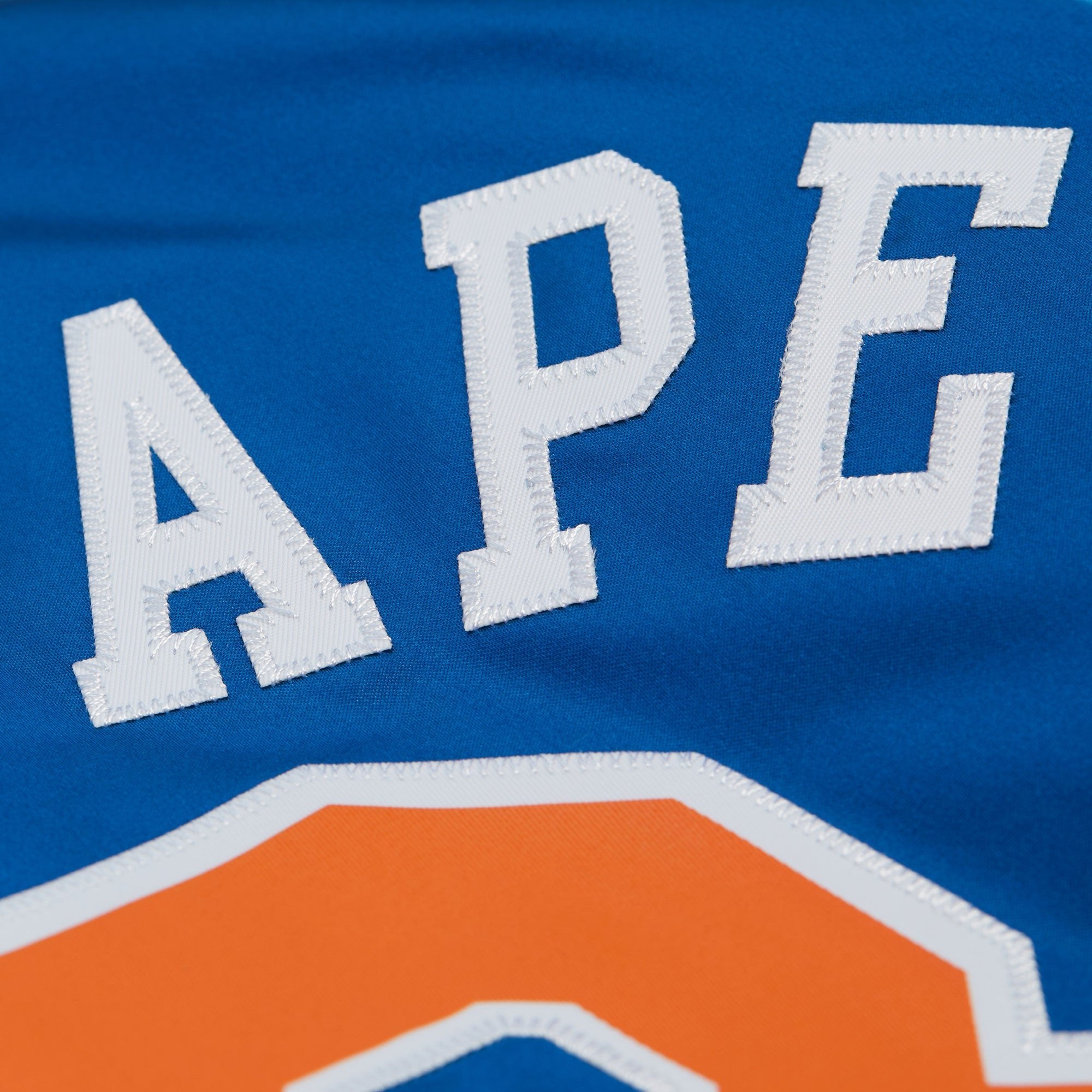 Mitchell And Ness Chaqueta Satin Hombre New York Knicks BAPE X M&N - NBA Store Chile
