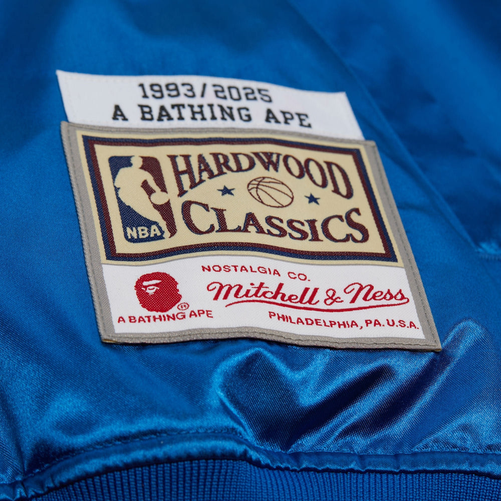 Mitchell And Ness Chaqueta Satin Hombre New York Knicks BAPE X M&N - NBA Store Chile