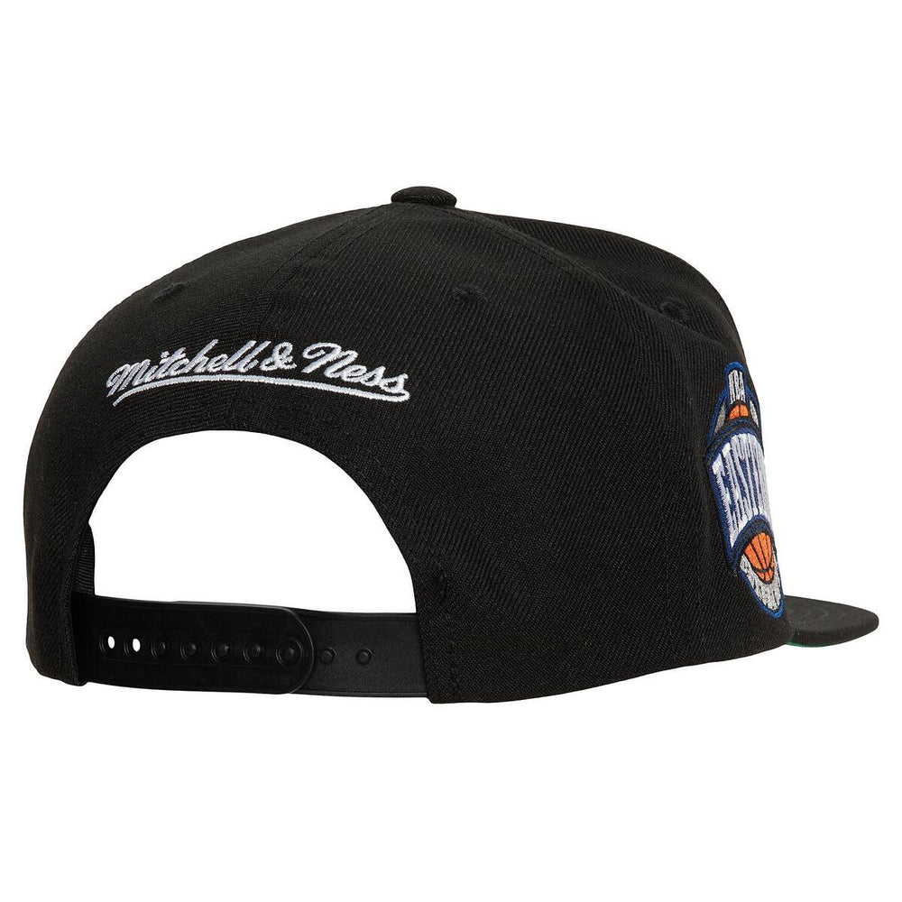 Mitchell and Ness Gorra Conference Patch Hombre Detroit Pistons - NBA Store Chile