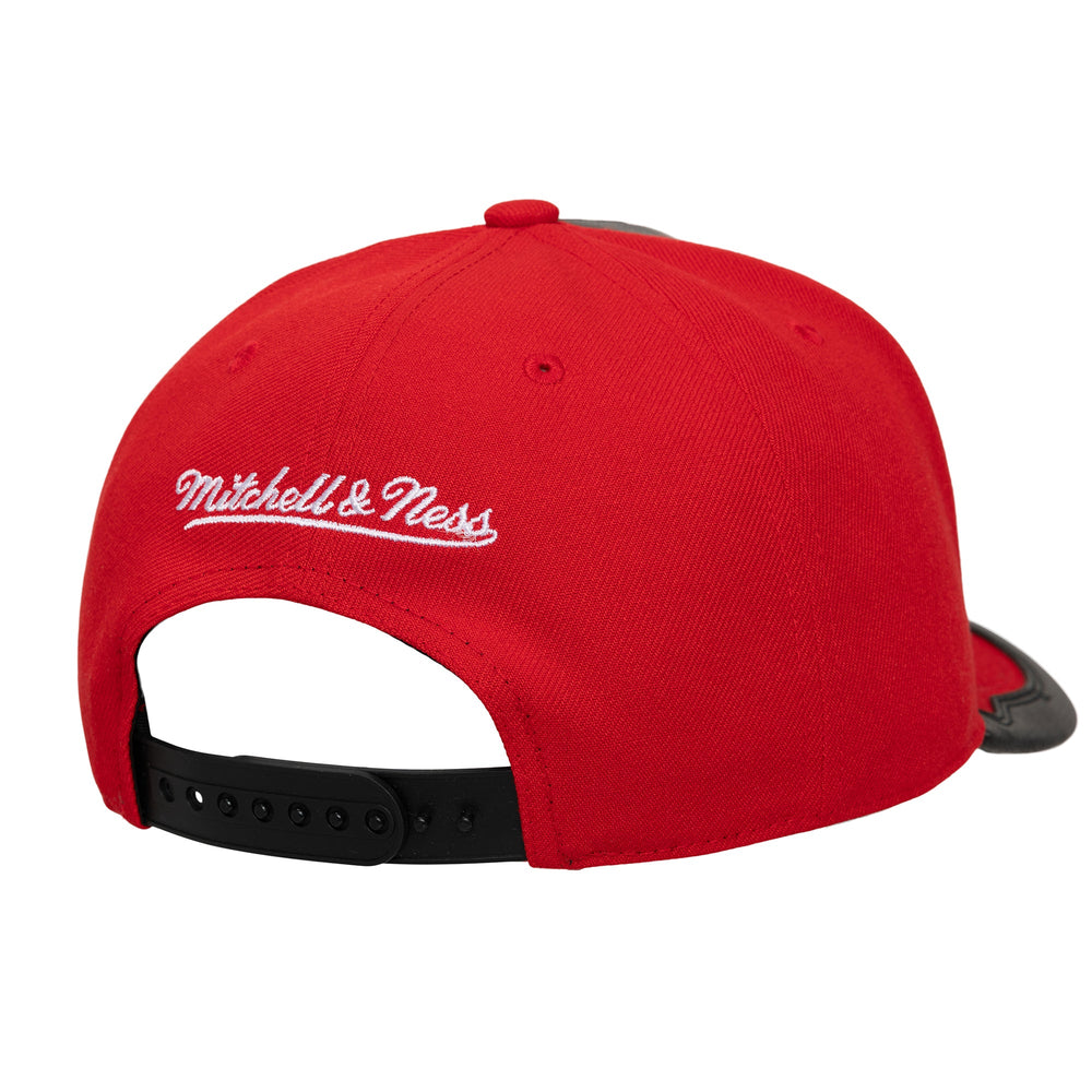 Mitchell and Ness Gorra Day One Pro Snapback Hombre Chicago Bulls - NBA Store Chile
