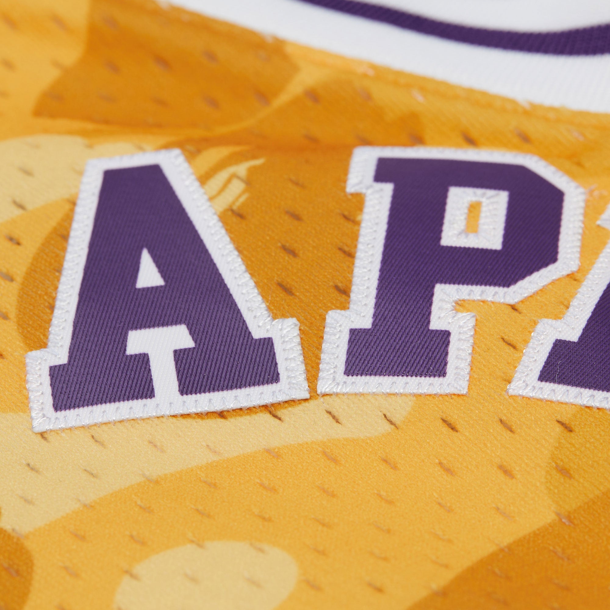 Mitchell And Ness Jersey Hombre Los Angeles Lakers BAPE X M&N - NBA Store Chile