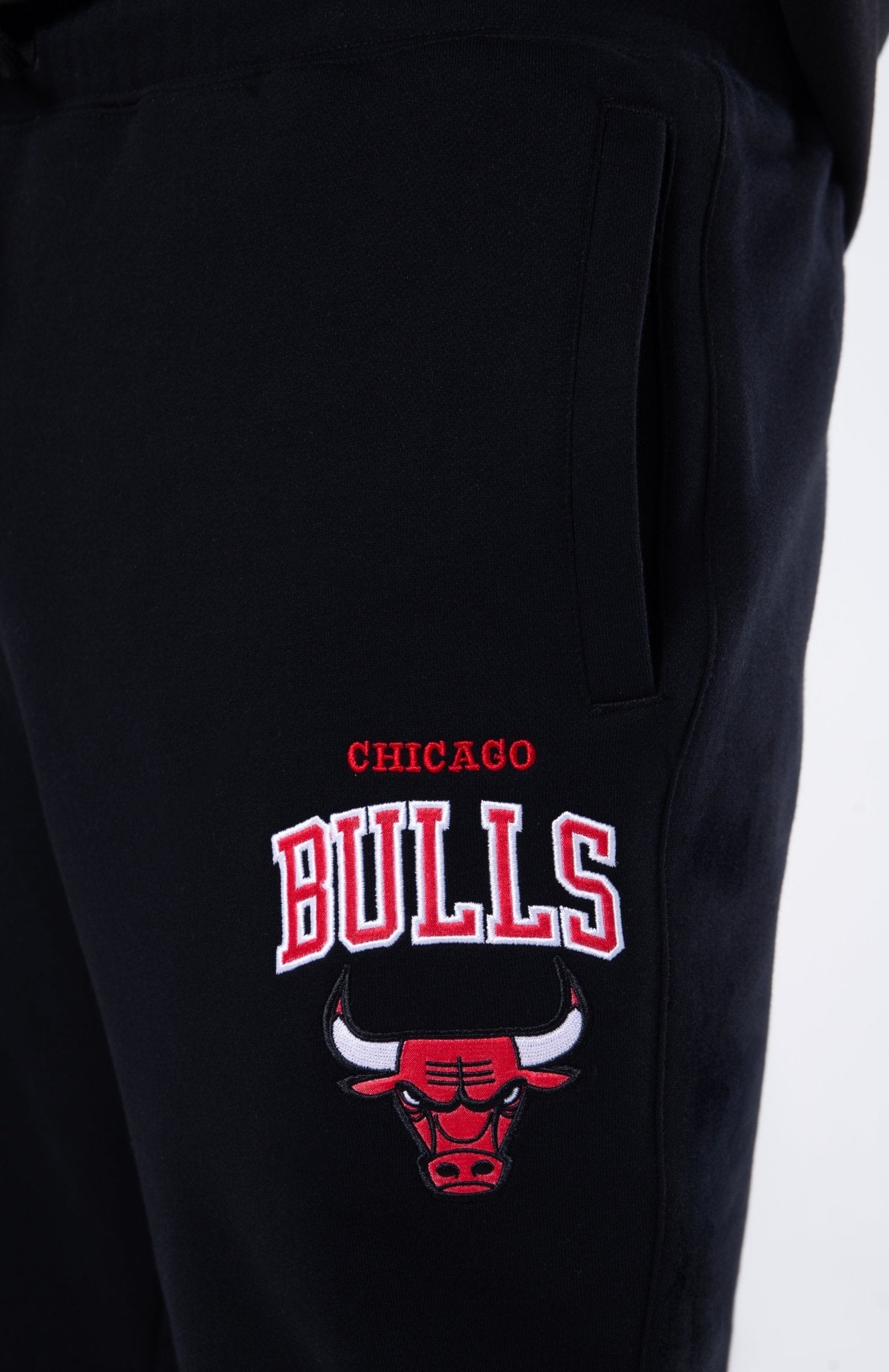 Mitchell and Ness Pantalón Champs Hombre Chicago Bulls - NBA Store Chile