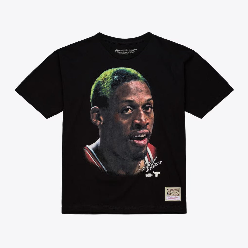 Mitchell and Ness Polera Big Face Tee Hombre Chicago Bulls Dennis Rodman - NBA Store Chile