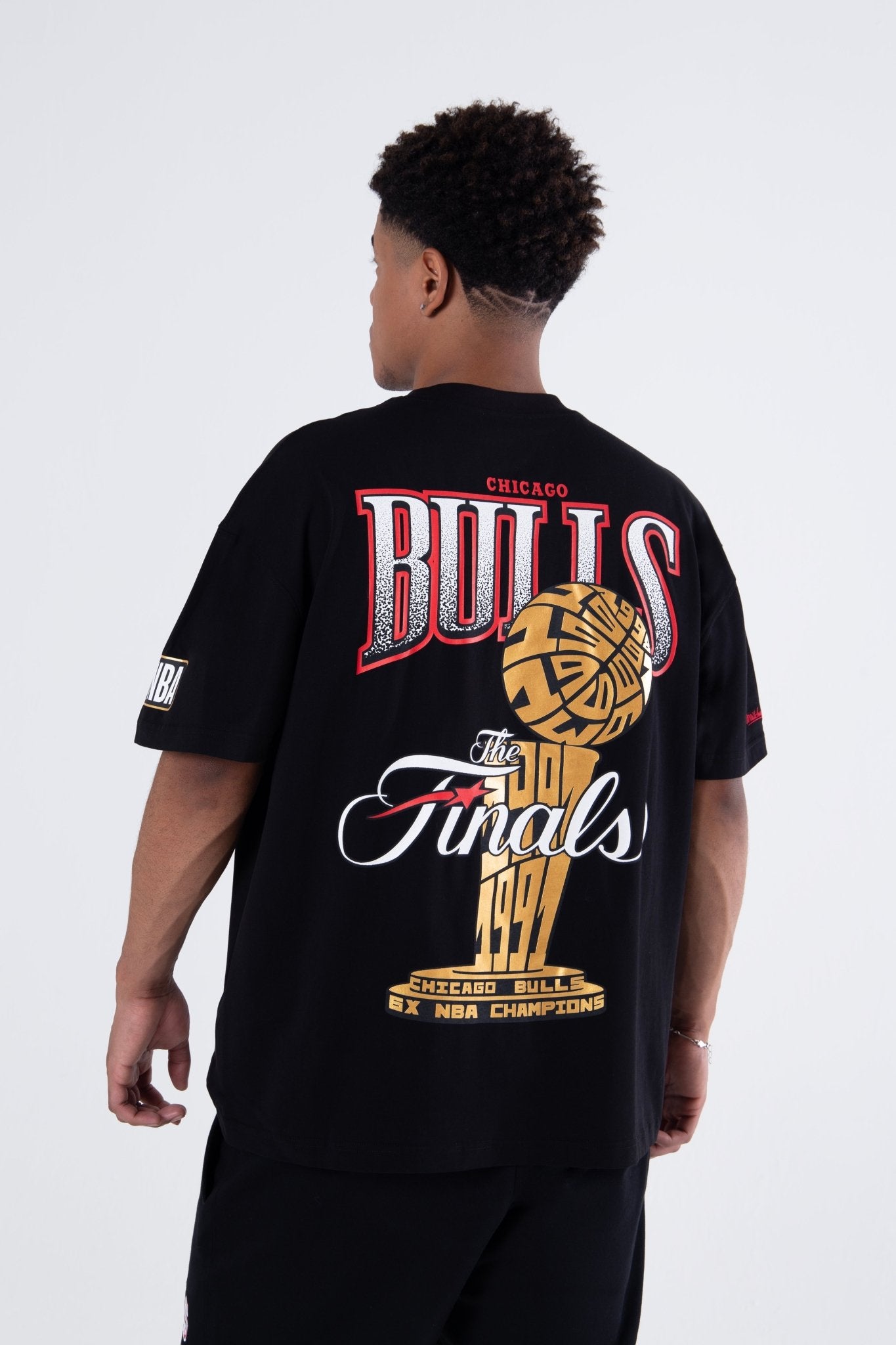 Mitchell and Ness Polera Champs Hombre Chicago Bulls - NBA Store Chile