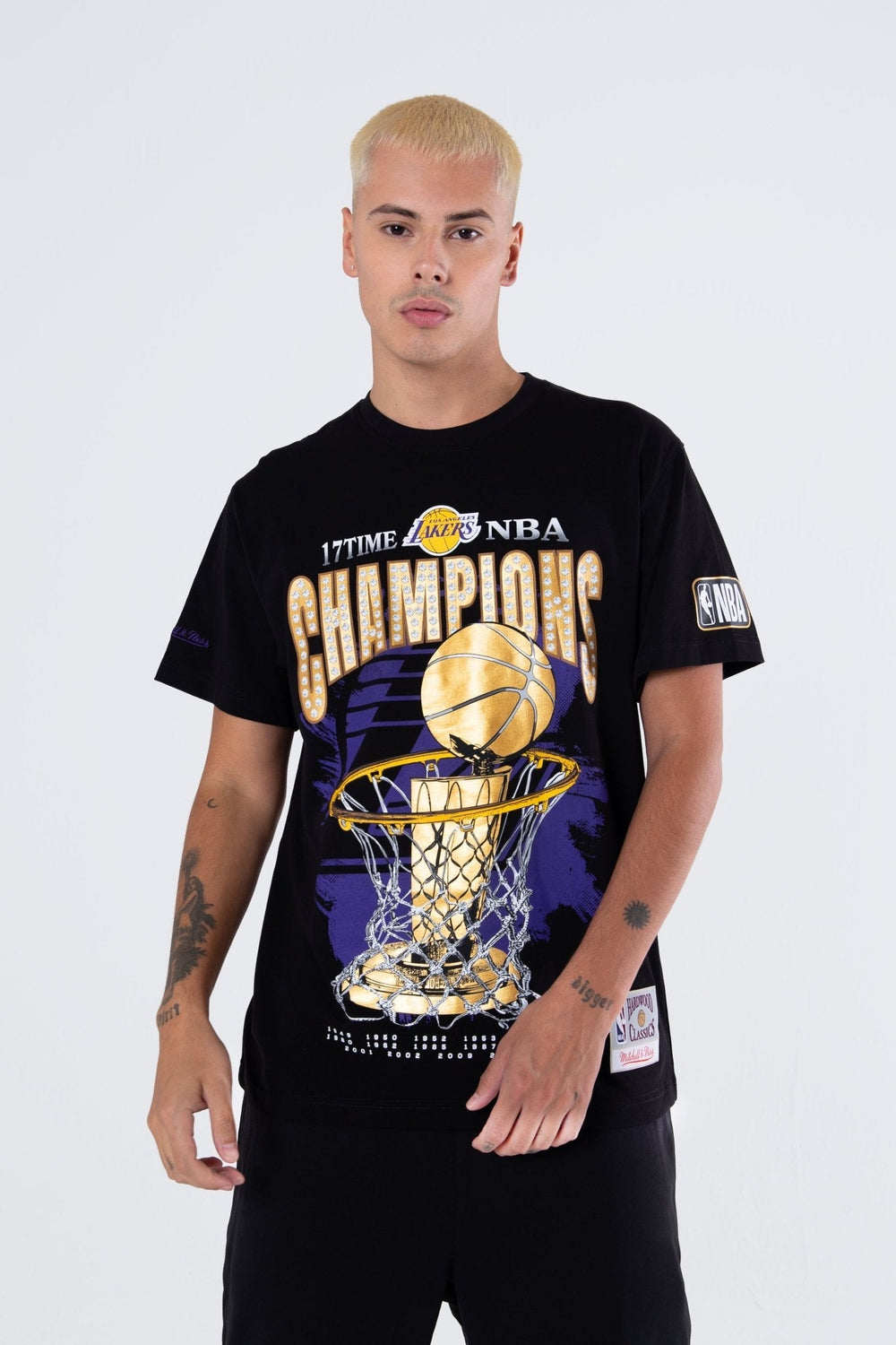 Mitchell and Ness Polera Champs Hombre Los Angeles Lakers - NBA Store Chile