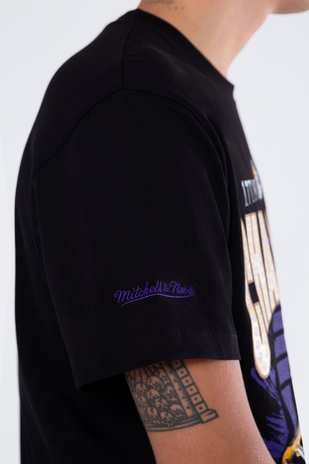 Mitchell and Ness Polera Champs Hombre Los Angeles Lakers - NBA Store Chile
