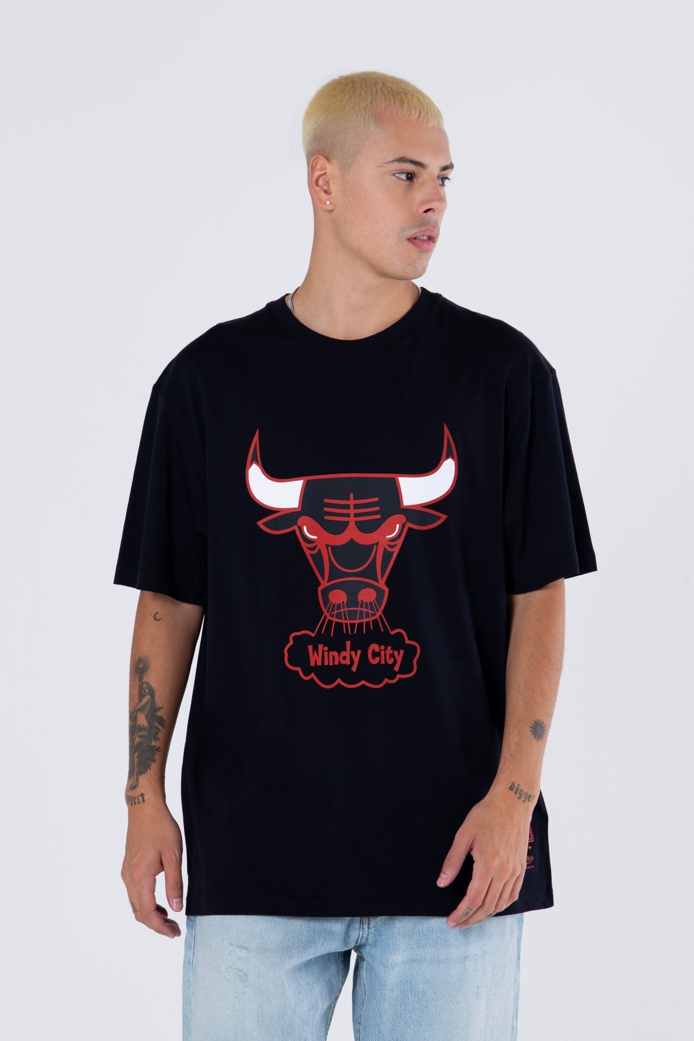Mitchell and Ness Polera Graphic Logo Hombre Chicago Bulls - NBA Store Chile