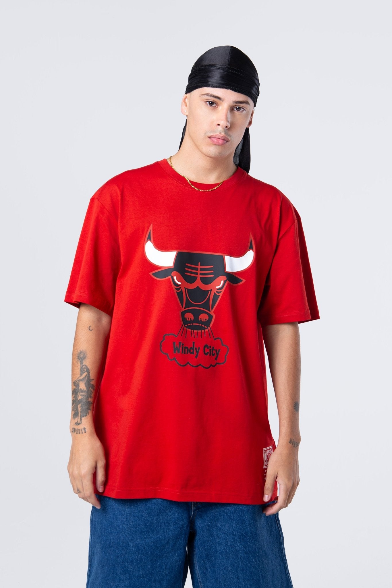 Mitchell and Ness Polera Graphic Logo Hombre Chicago Bulls - NBA Store Chile