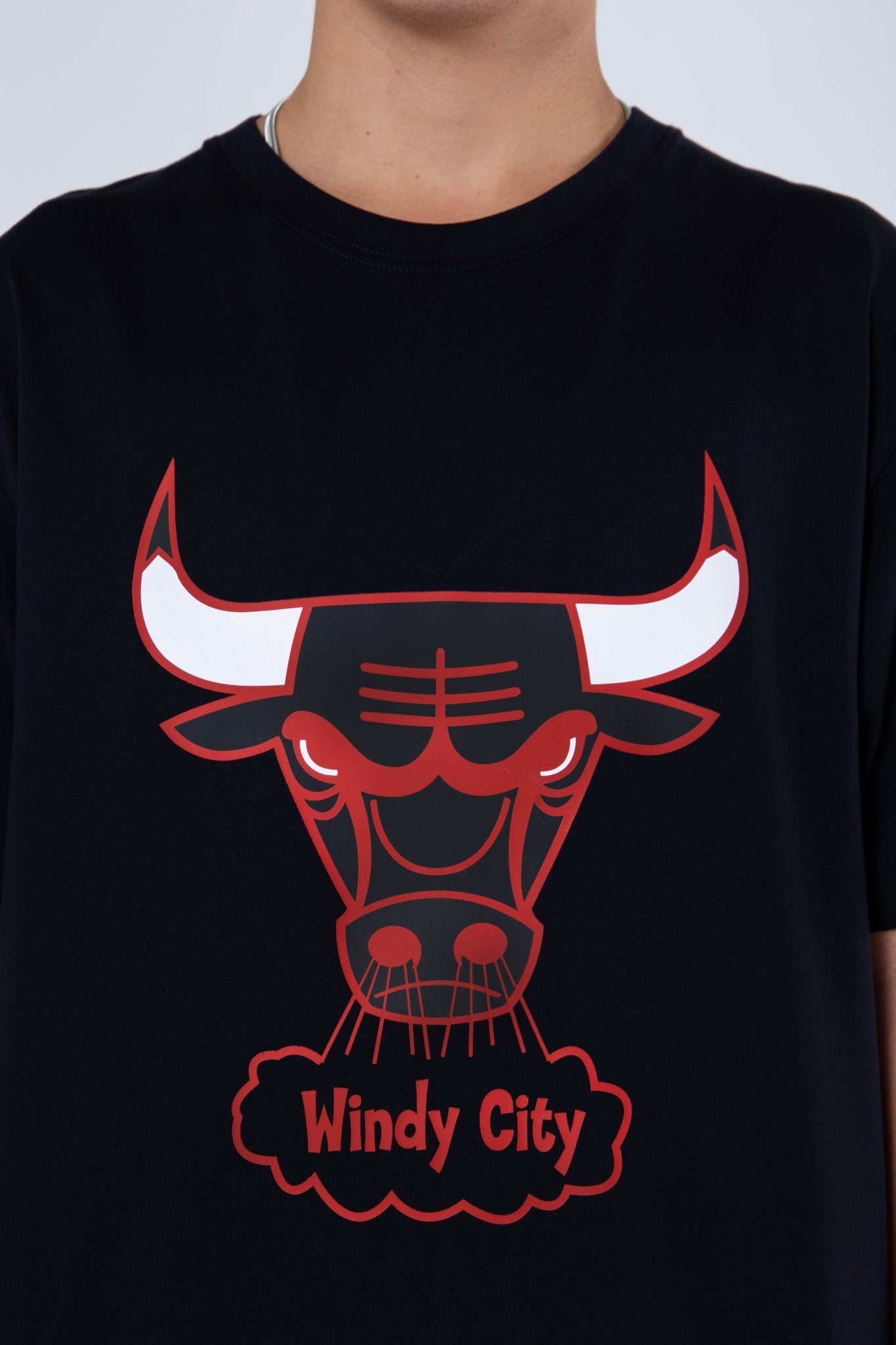 Mitchell and Ness Polera Graphic Logo Hombre Chicago Bulls - NBA Store Chile