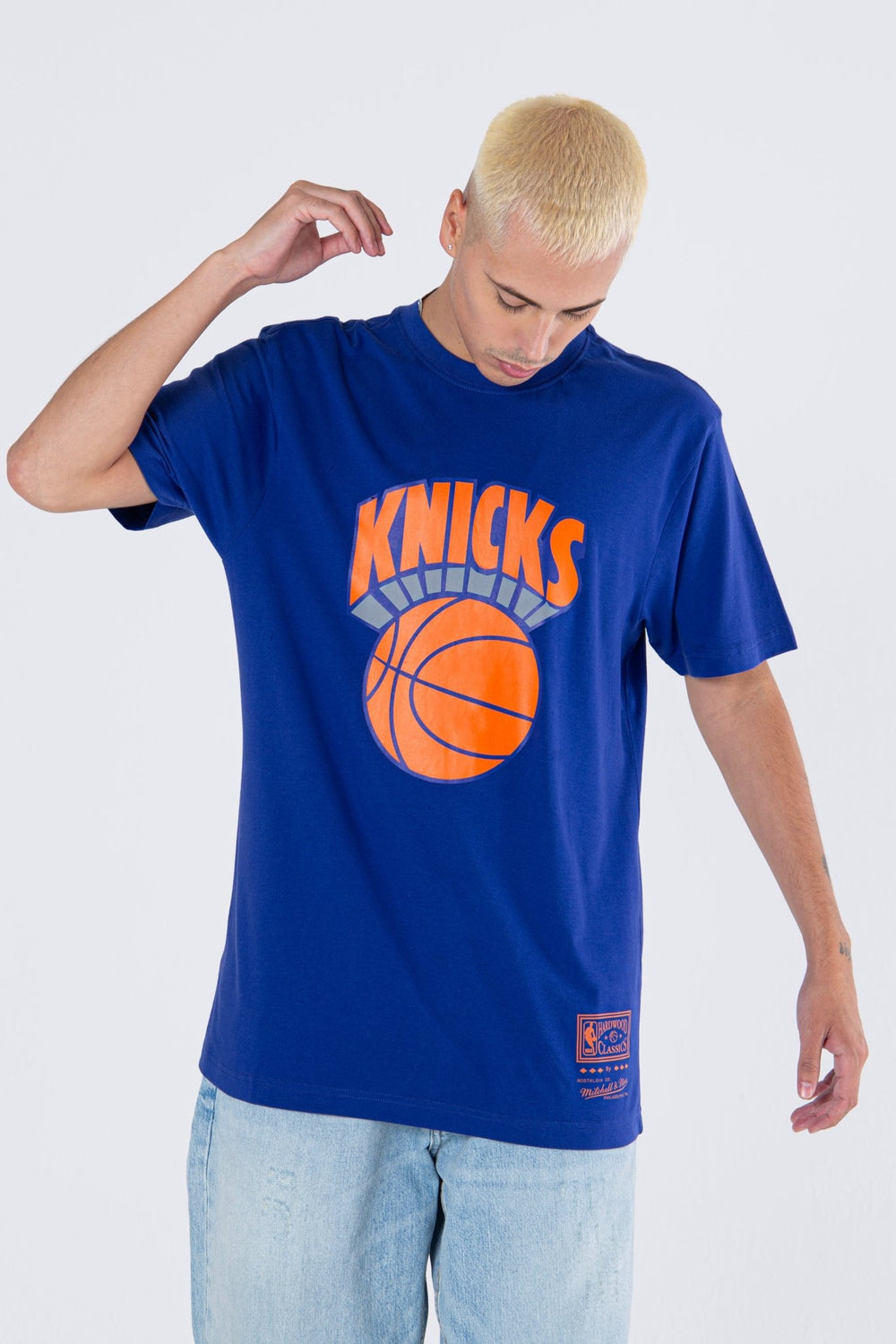 Mitchell and Ness Polera Graphic Logo Hombre New York Knicks - NBA Store Chile