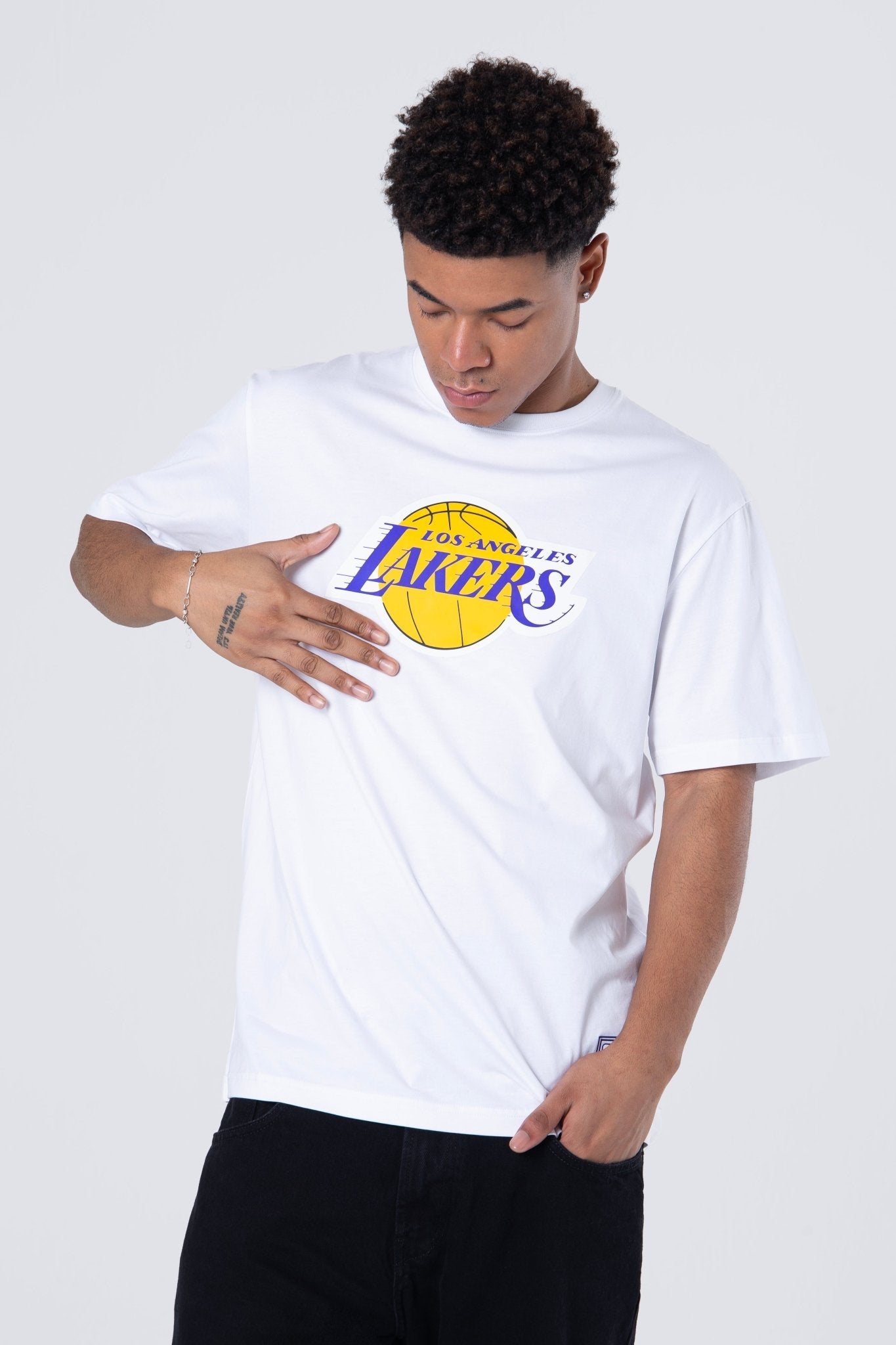 Mitchell and Ness Polera Hombre Los Angeles Lakers - NBA Store Chile