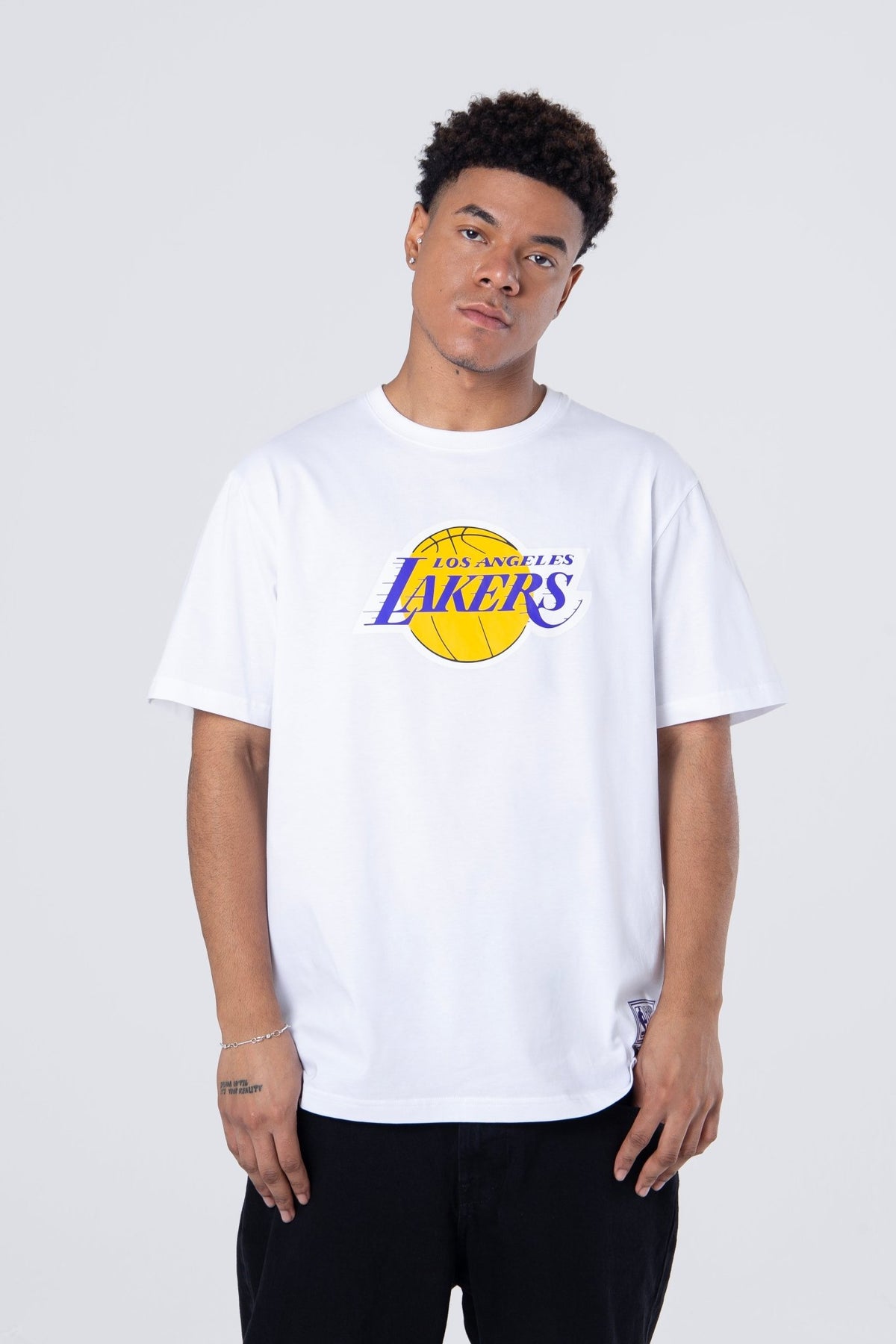Mitchell and Ness Polera Hombre Los Angeles Lakers - NBA Store Chile