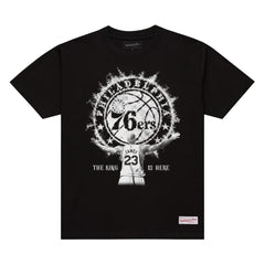 Mitchell and Ness Polera The King is here: Welcome to Philly Negro - NBA Store Chile