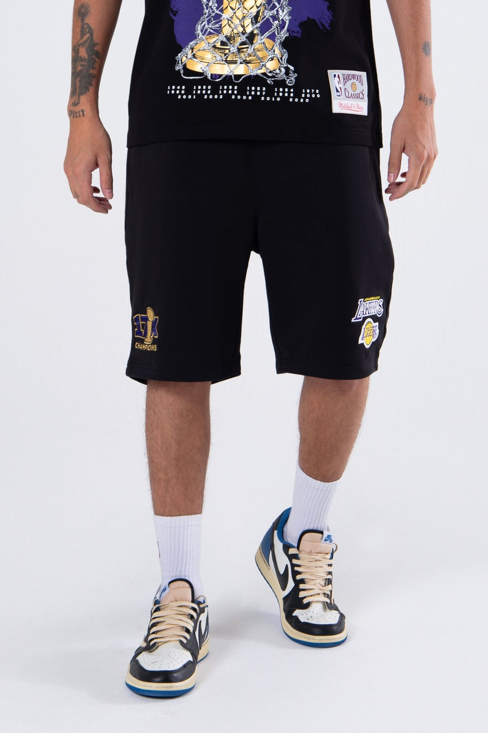 Mitchell and Ness Short Champs Hombre Los Angeles Lakers - NBA Store Chile