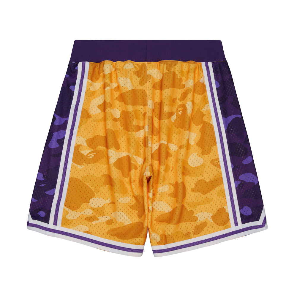 Mitchell And Ness Shorts Hombre Los Angeles Lakers BAPE X M&N - NBA Store Chile