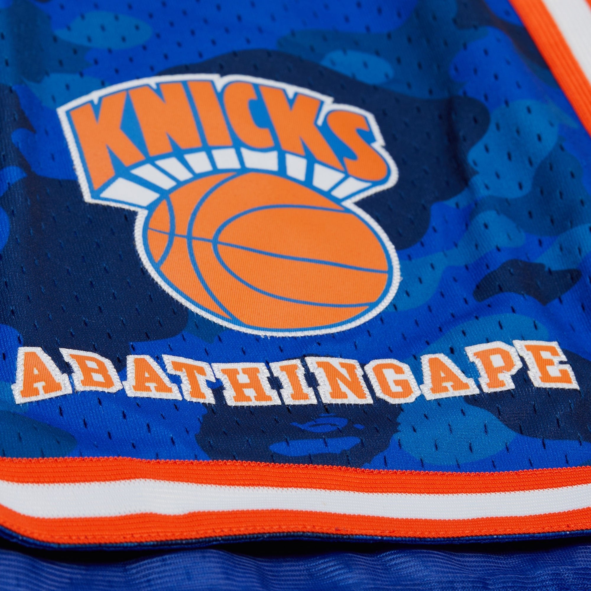 Mitchell And Ness Shorts Hombre New York Knicks BAPE X M&N - NBA Store Chile
