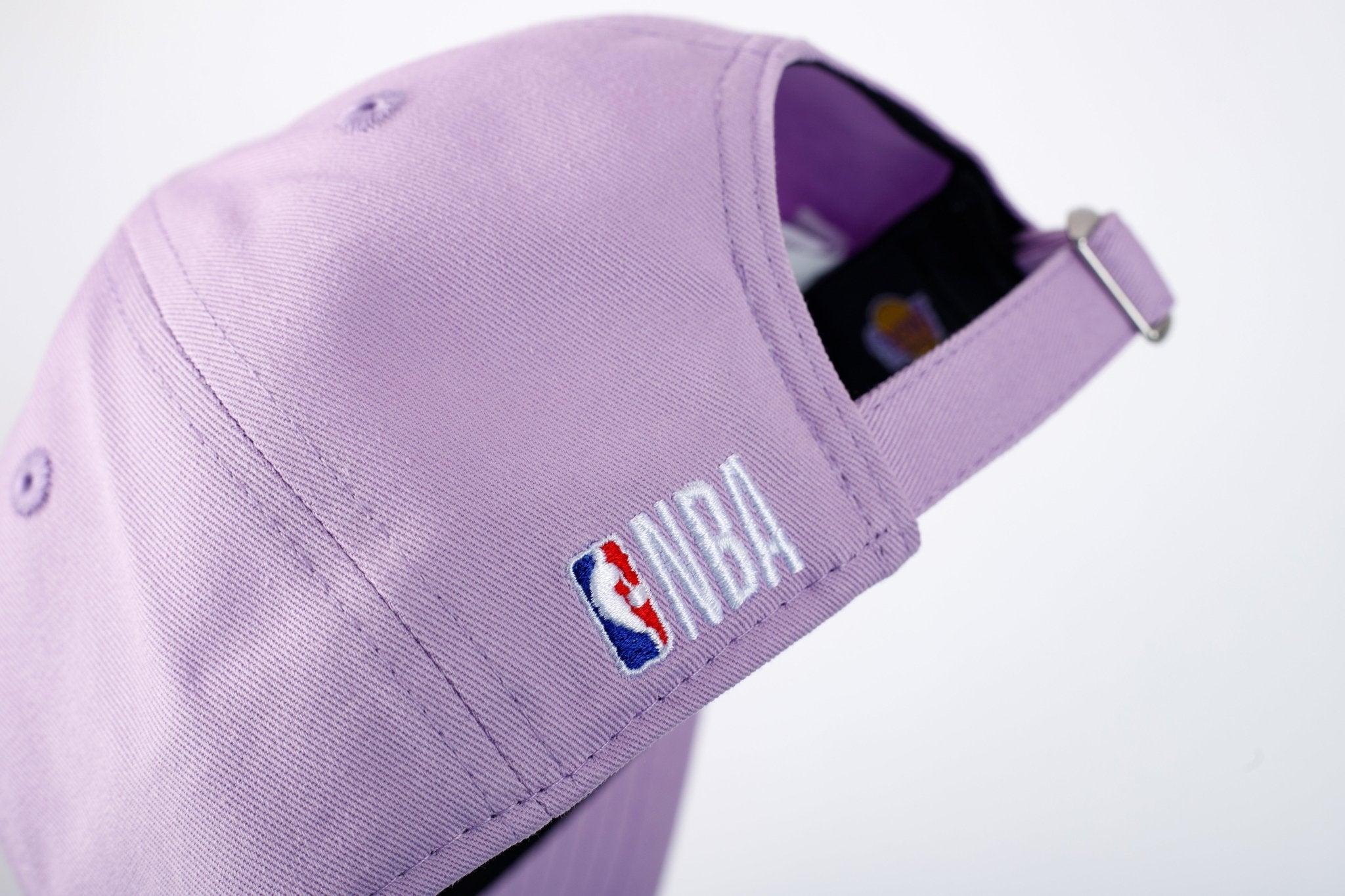 NBA Gorra Gems Mujer Los Angeles Lakers - NBA Store Chile