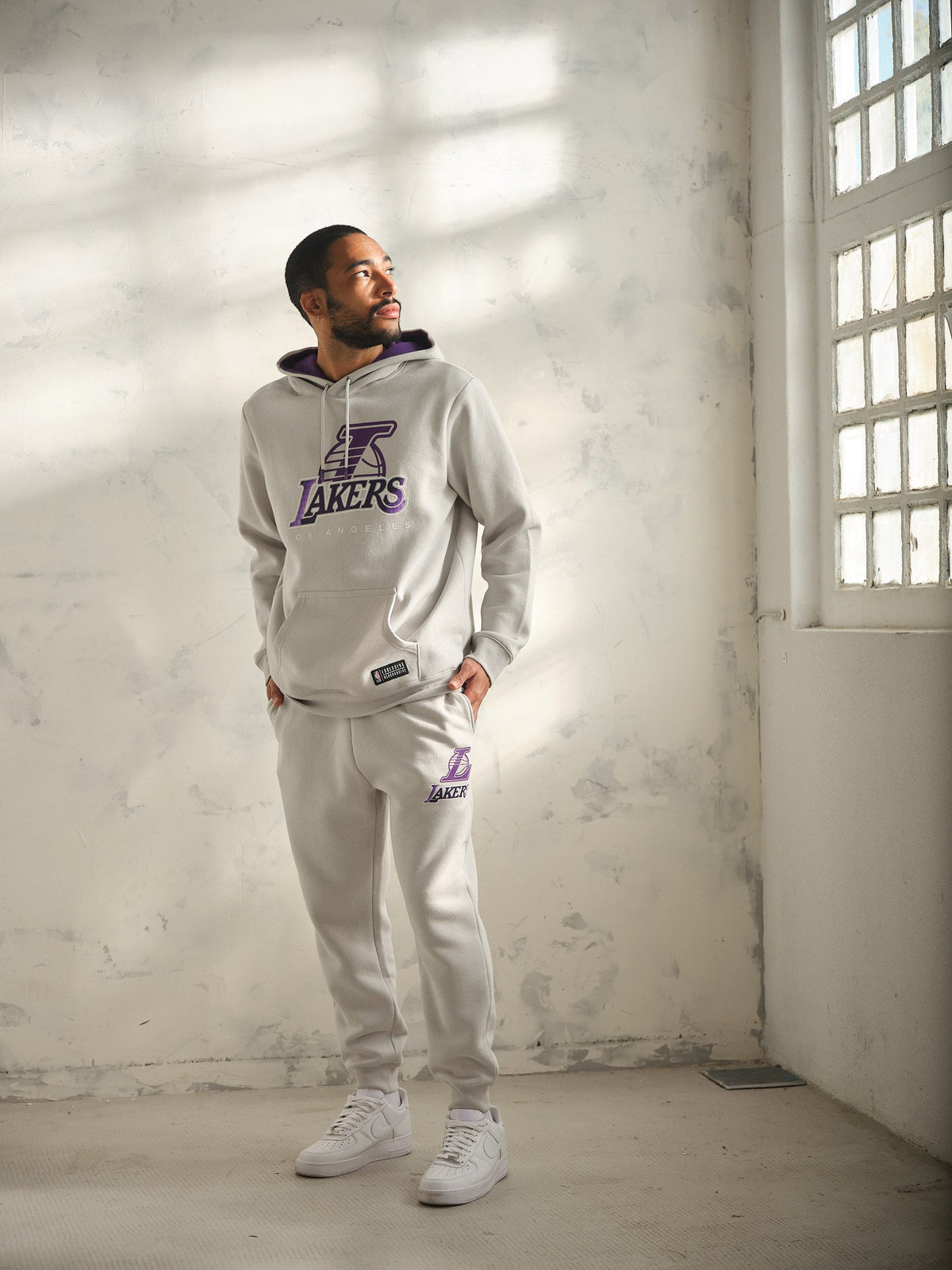 NBA Pantalón Hombre Los Angeles Lakers Cromatics - NBA Store Chile