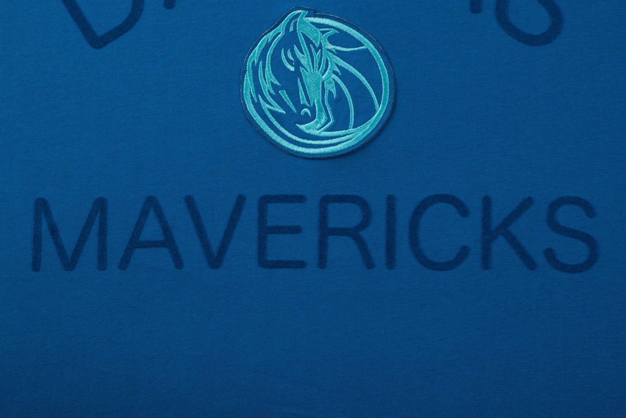 NBA Polera Hombre Dallas Mavericks FLAWLESS - NBA Store Chile
