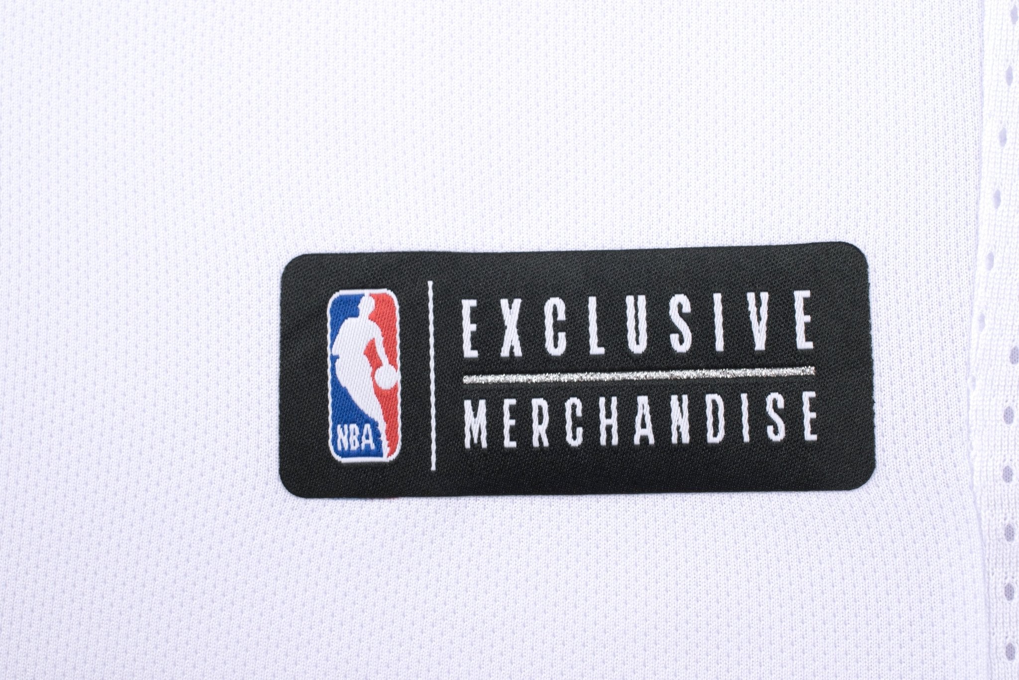 NBA Polera Hombre Los Ángeles Lakers COURTSIDE - NBA Store Chile