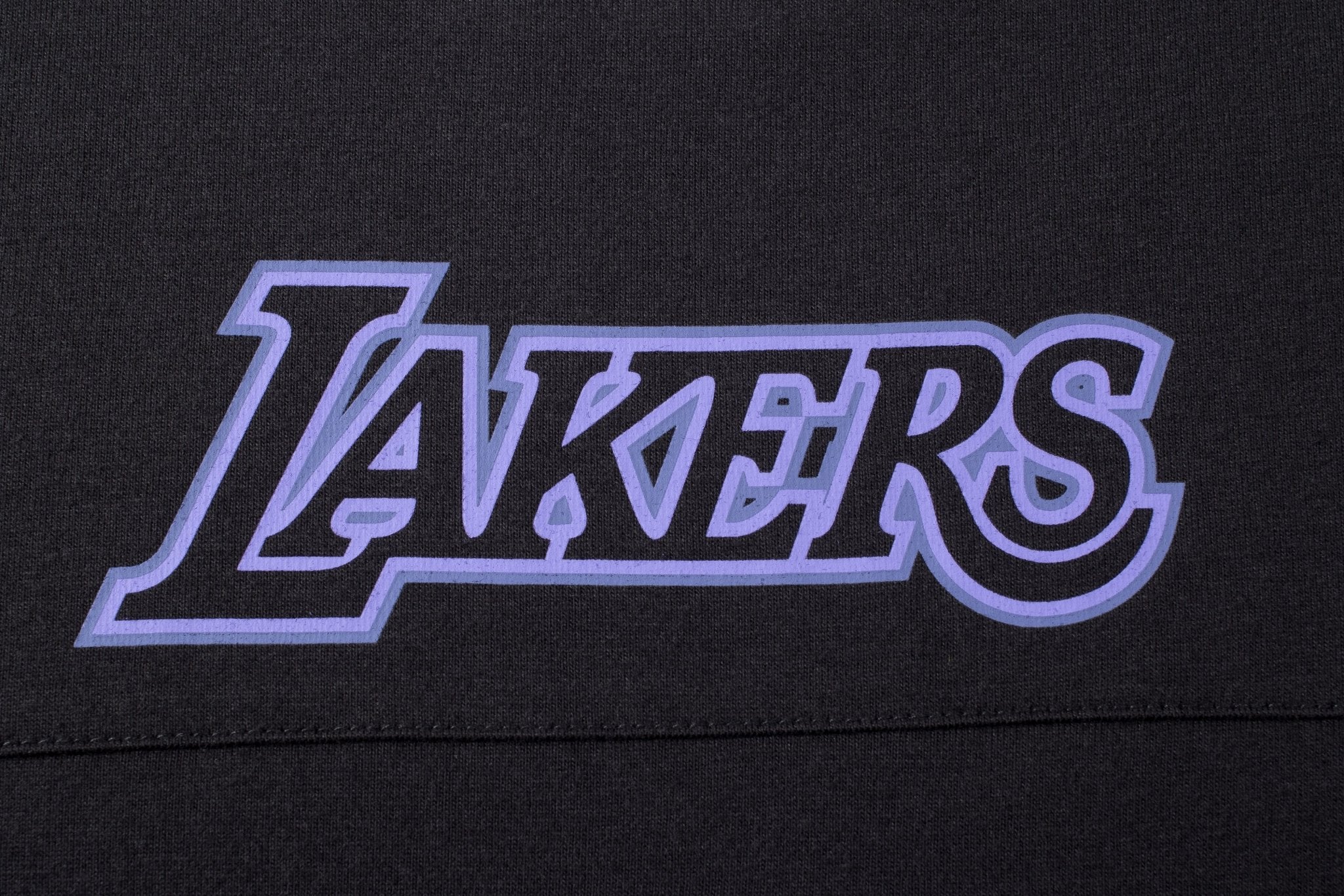 NBA Polera Hombre Los Ángeles Lakers LeBron James OVER TIME - NBA Store Chile