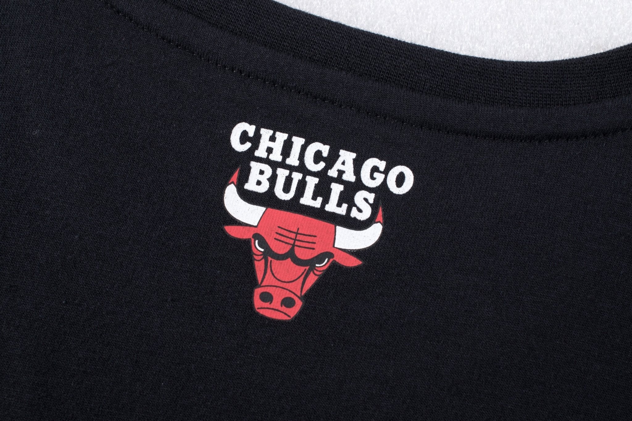NBA Polera Niño Chicago Bulls Cromatics - NBA Store Chile