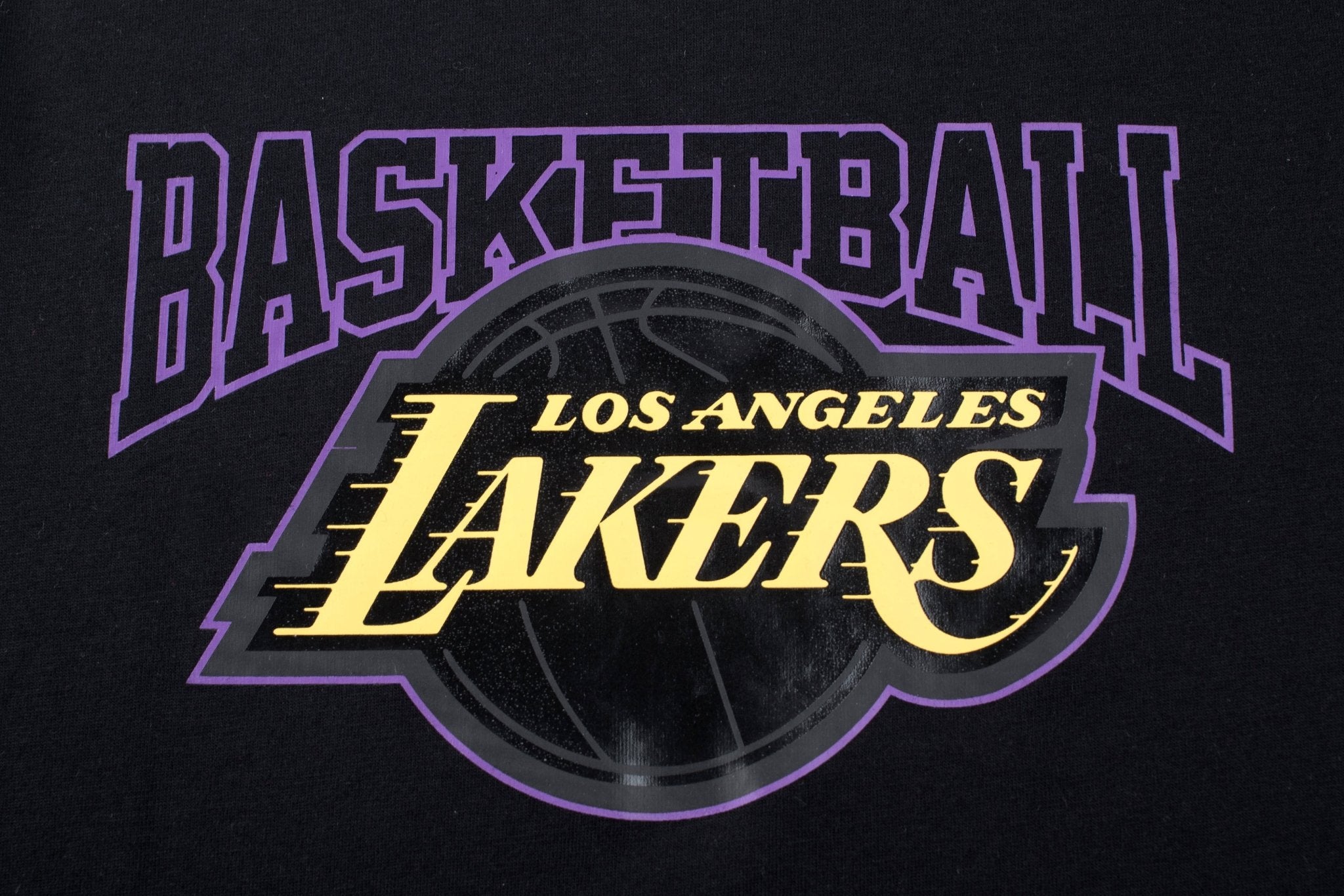 NBA Polera Niño Los Ángeles Lakers STAY HERE - NBA Store Chile