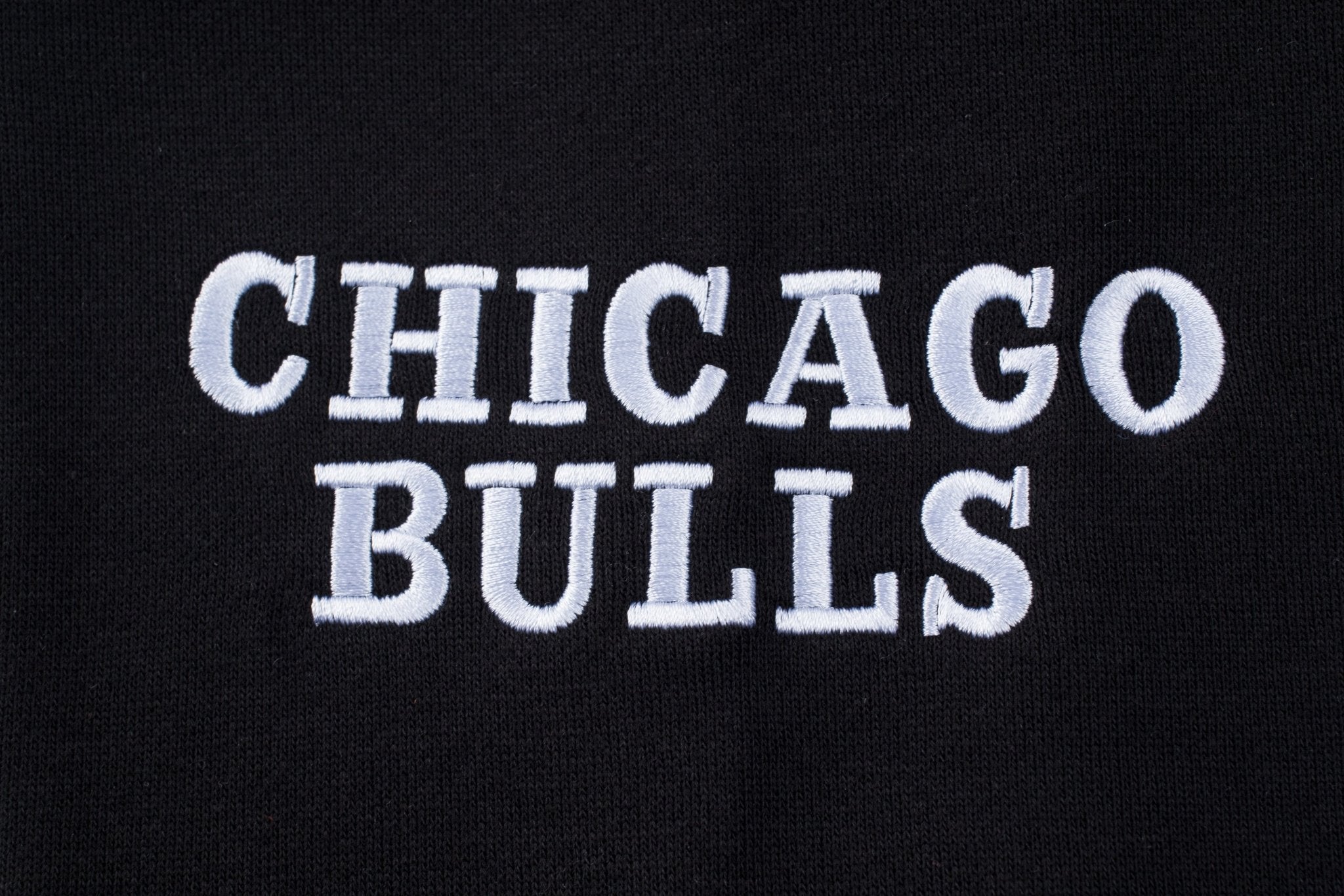 NBA Polerón Hombre Chicago Bulls Logo REAL HOOPS - NBA Store Chile