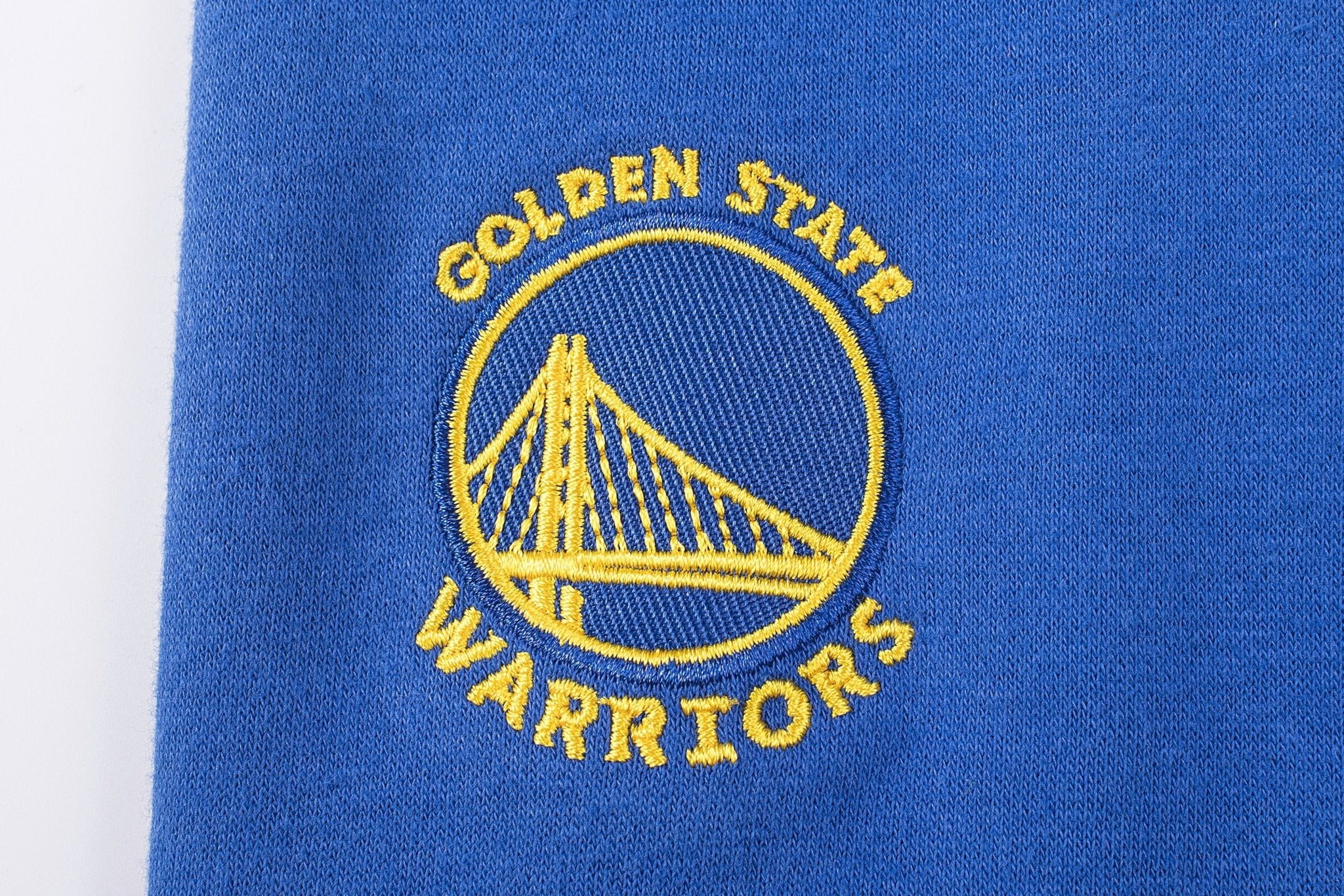 NBA Polerón Hombre Golden State Warriors - NBA Store Chile