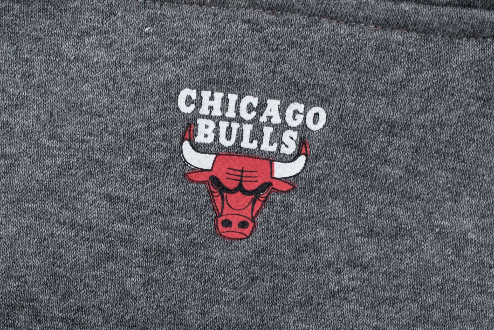 NBA Polerón Niño Chicago Bulls METEOR - NBA Store Chile