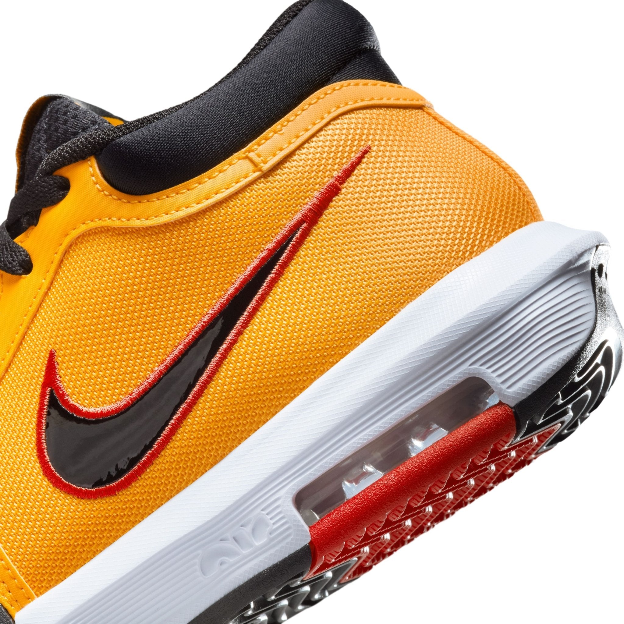 Nike Zapatilla Hombre LEBRON WITNESS VIII - NBA Store Chile