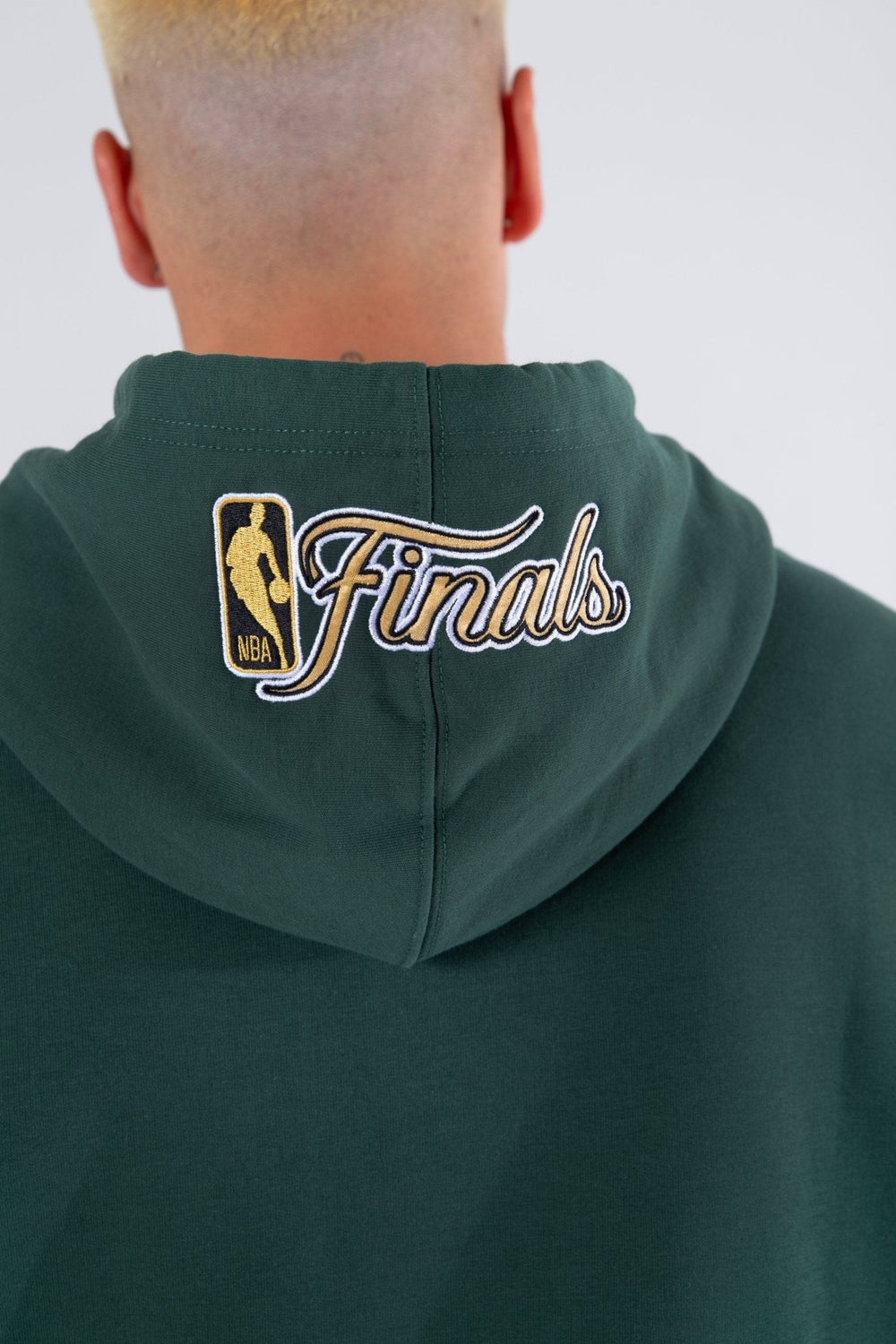 Polerón Hombre Champs Boston Celtics - Mitchell and Ness - NBA Store Chile